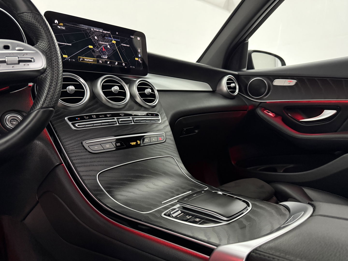 Mercedes-Benz GLC 300 de 4Matic 306PK AMG | Pano | Sfeerverl. | Camera | Virtual | Carplay | Trekh. | LED