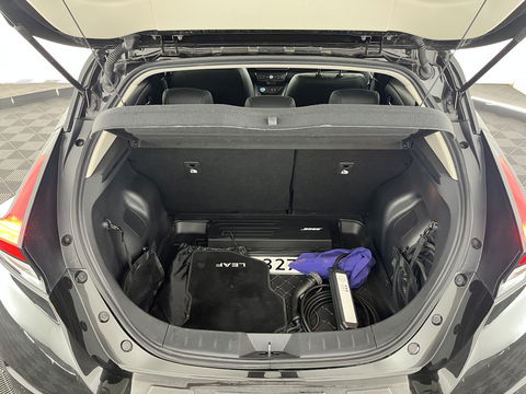 Nissan Leaf Tekna 40 kWh {SOH-92%} Aut. *LEATHER-FABRIC | FULL-LED | BOSE-SURROUND | ADAPTIVE-CRUISE | TOPVIEW | KEYLESS | NAVI-FULLMAP | BLINDSPOT | DAB+ | PDC | HEATED-COMFORTSEATS | TOWBAR | DIGI-COCKPIT | 17"ALU