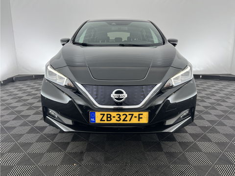 Nissan Leaf Tekna 40 kWh {SOH-92%} Aut. *LEATHER-FABRIC | FULL-LED | BOSE-SURROUND | ADAPTIVE-CRUISE | TOPVIEW | KEYLESS | NAVI-FULLMAP | BLINDSPOT | DAB+ | PDC | HEATED-COMFORTSEATS | TOWBAR | DIGI-COCKPIT | 17"ALU