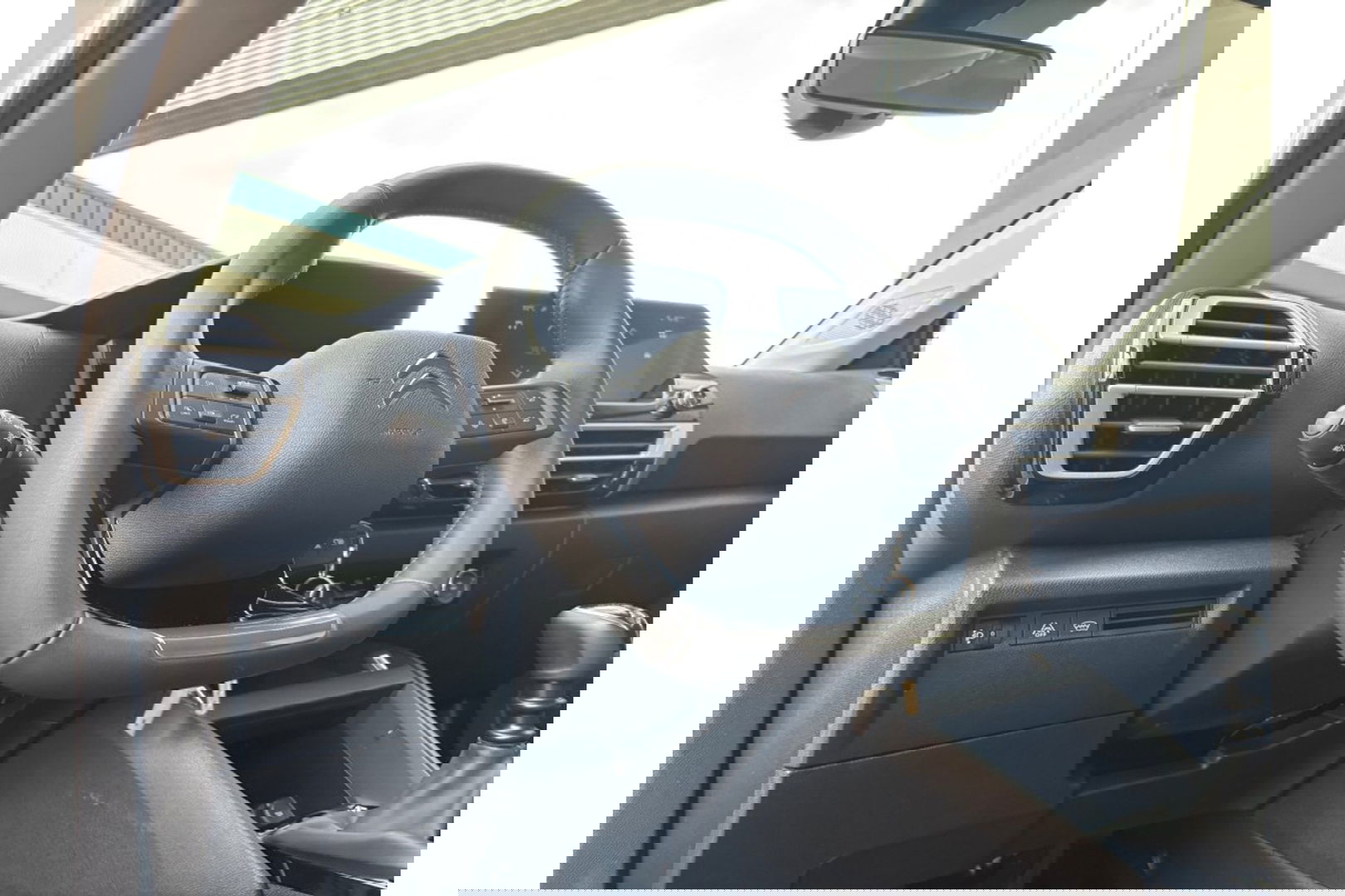 Citroën C4 1.2 PT YOU 130PK AIRCO NAVI-CARPLAY PDC-CAMERA VIRTUALCOCKPIT.