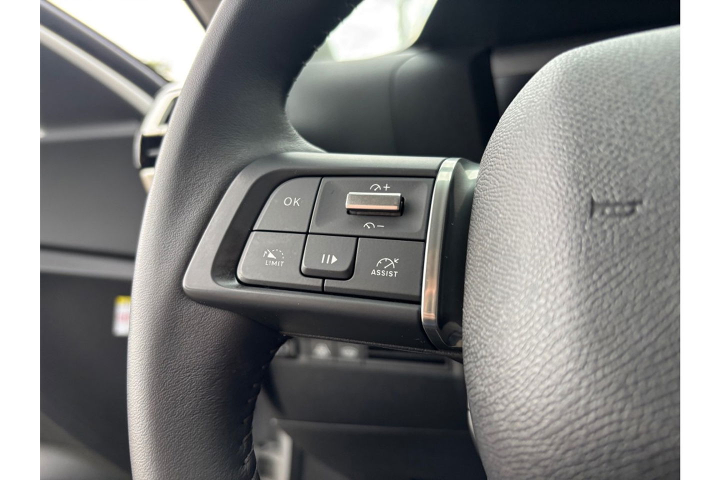 Citroën C4 1.2 PT YOU 130PK AIRCO NAVI-CARPLAY PDC-CAMERA VIRTUALCOCKPIT.