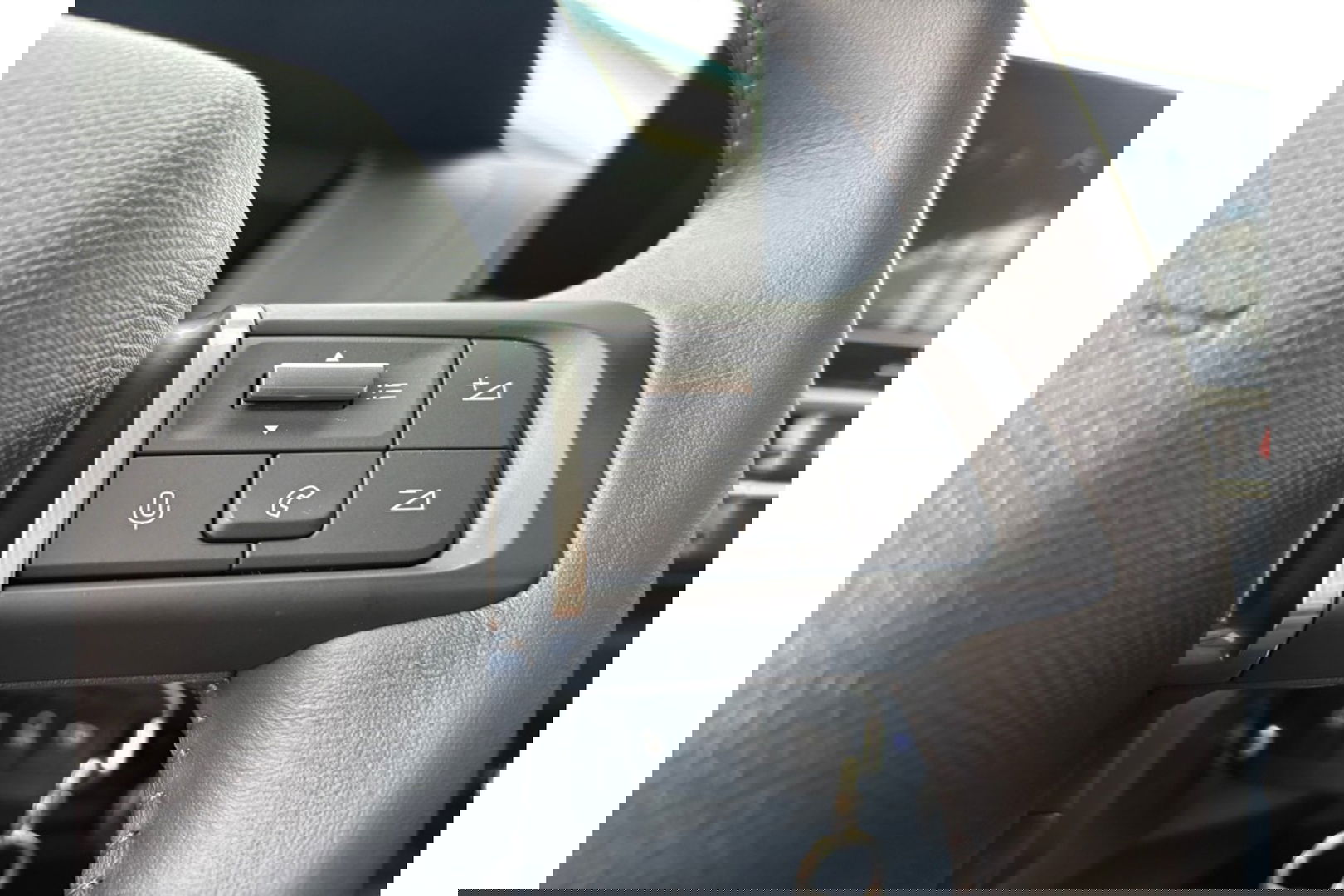 Citroën C4 1.2 PT YOU 130PK AIRCO NAVI-CARPLAY PDC-CAMERA VIRTUALCOCKPIT.