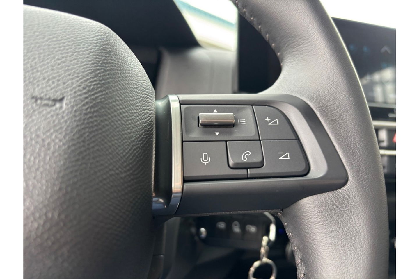 Citroën C4 1.2 PT YOU 130PK AIRCO NAVI-CARPLAY PDC-CAMERA VIRTUALCOCKPIT.
