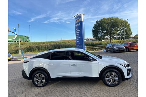 Peugeot 408 1.2 PURETECH ALLUREPACK AUTOMAAT 130PK AIRCO NAVI CLIMA PDC-CAMERA I-TOGGLE.