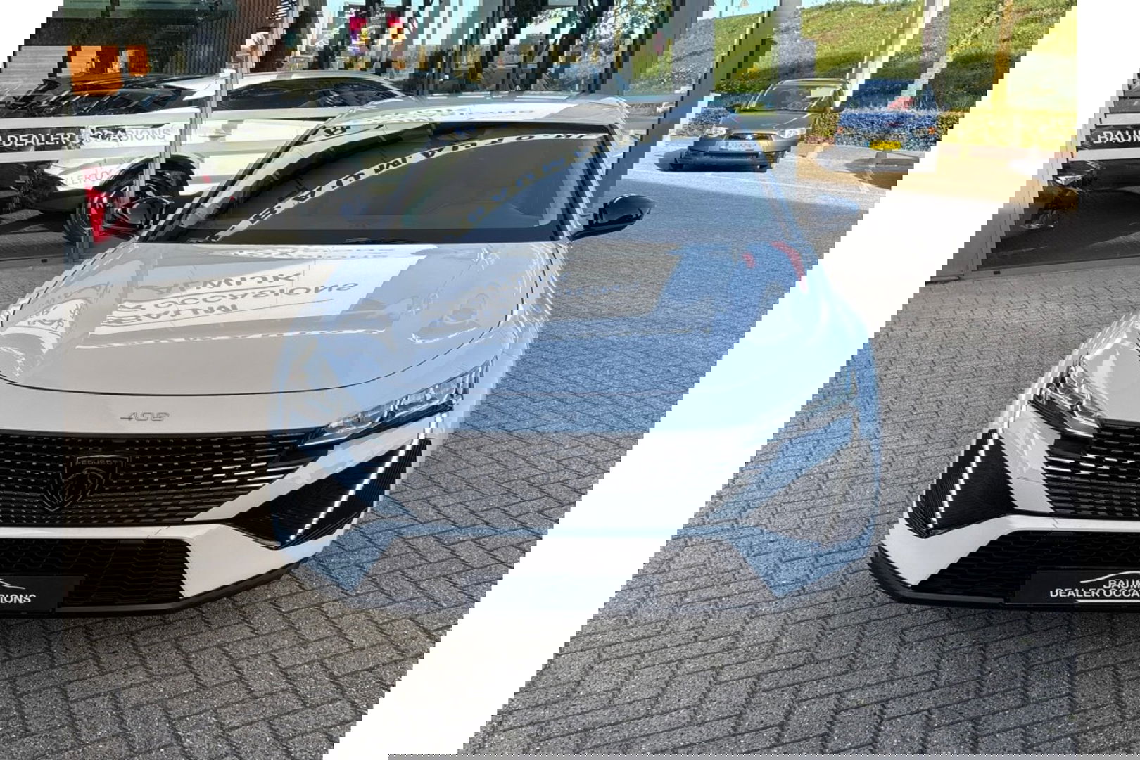 Peugeot 408 1.2 PURETECH ALLUREPACK AUTOMAAT 130PK AIRCO NAVI CLIMA PDC-CAMERA I-TOGGLE.