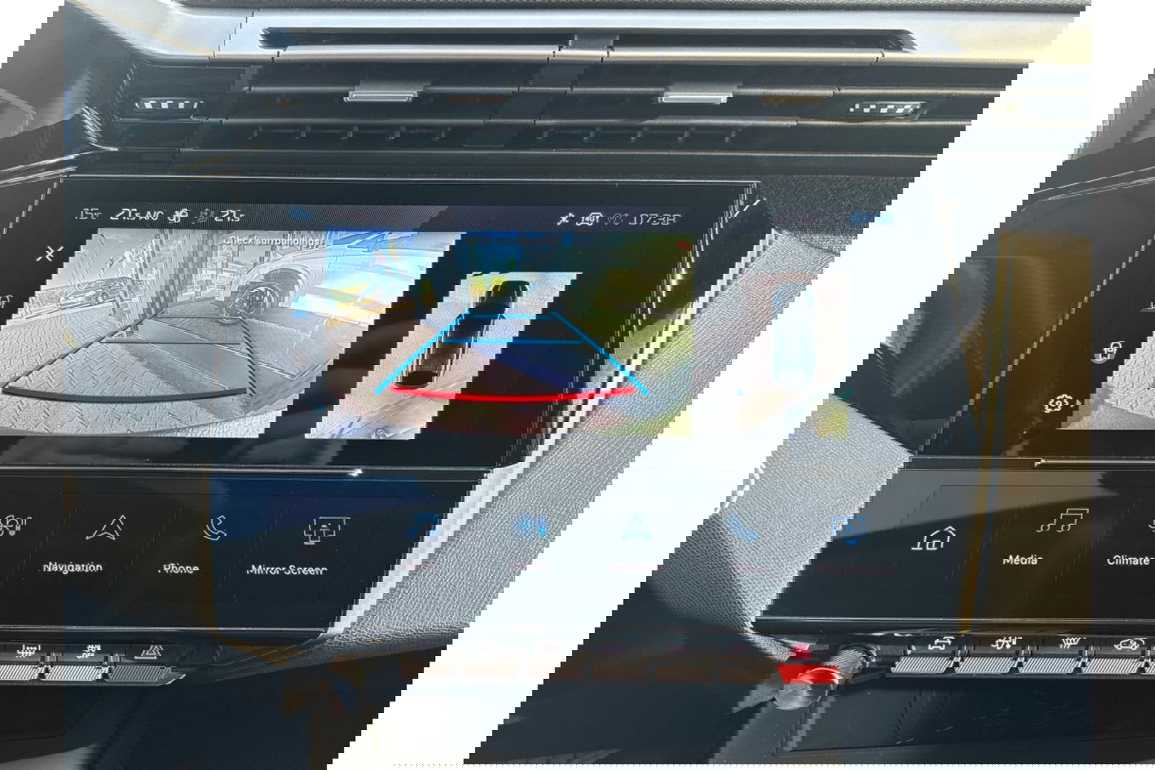Peugeot 408 1.2 PURETECH ALLUREPACK AUTOMAAT 130PK AIRCO NAVI CLIMA PDC-CAMERA I-TOGGLE.
