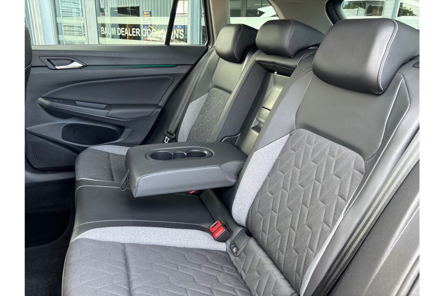Volkswagen Golf 1.5 TSI 150PK GOAL AIRCO-ECC NAVI DISCOVER PRO PDC VIRTUAL.