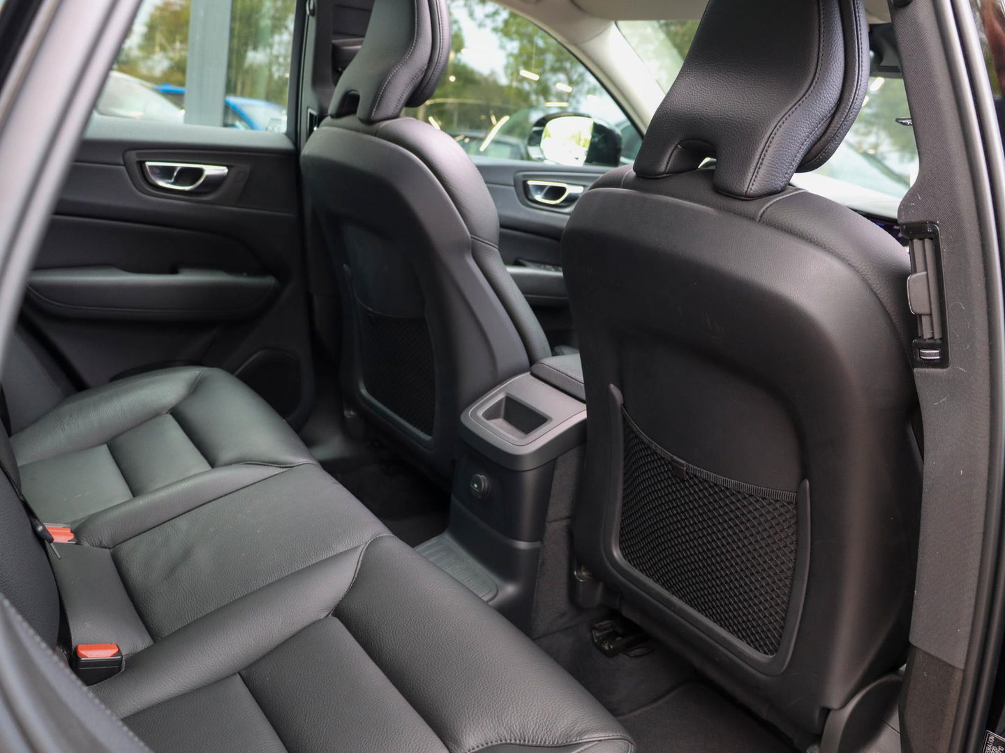 Volvo XC60 T6 AWD Inscription 350 PK | ACC | Panodak | 19 inch