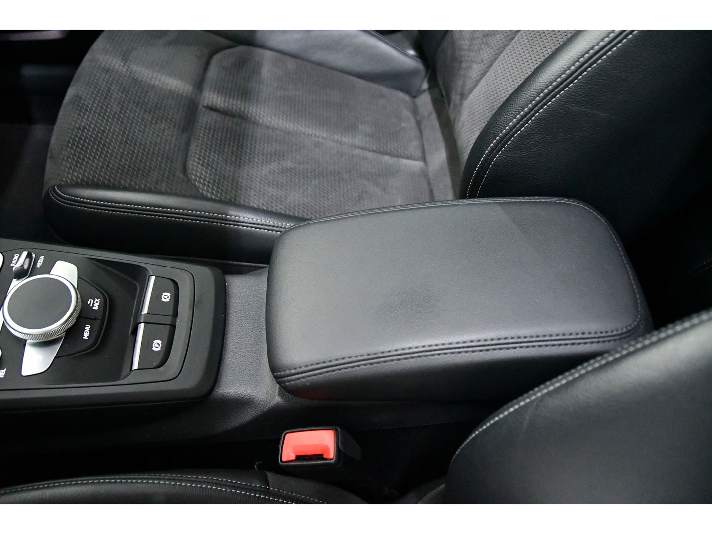 Audi Q2 2.0 TFSI quattro S Line virtual pano automaat