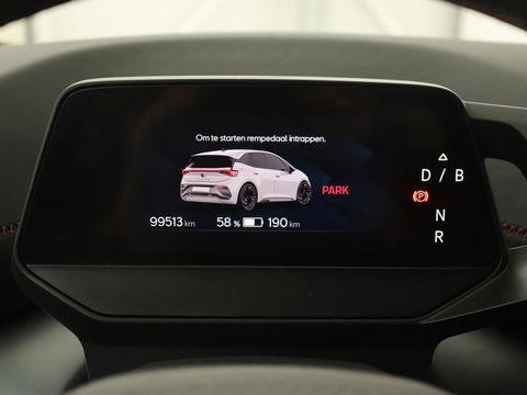 CUPRA Born Business 62 kWh | Stoel & stuurverwarming | Camera | Adaptive cruise | Carplay | Navigatie | Sportstoelen | Parkeerhulp