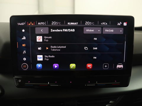 CUPRA Born Business 62 kWh | Stoel & stuurverwarming | Camera | Adaptive cruise | Carplay | Navigatie | Sportstoelen | Parkeerhulp