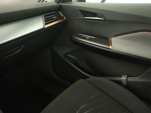 CUPRA Born Business 62 kWh | Stoel & stuurverwarming | Camera | Adaptive cruise | Carplay | Navigatie | Sportstoelen | Parkeerhulp