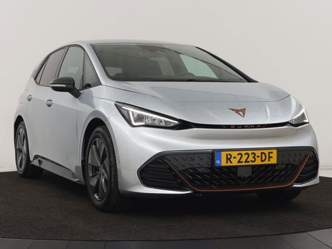 CUPRA Born Business 62 kWh | Stoel & stuurverwarming | Camera | Adaptive cruise | Carplay | Navigatie | Sportstoelen | Parkeerhulp