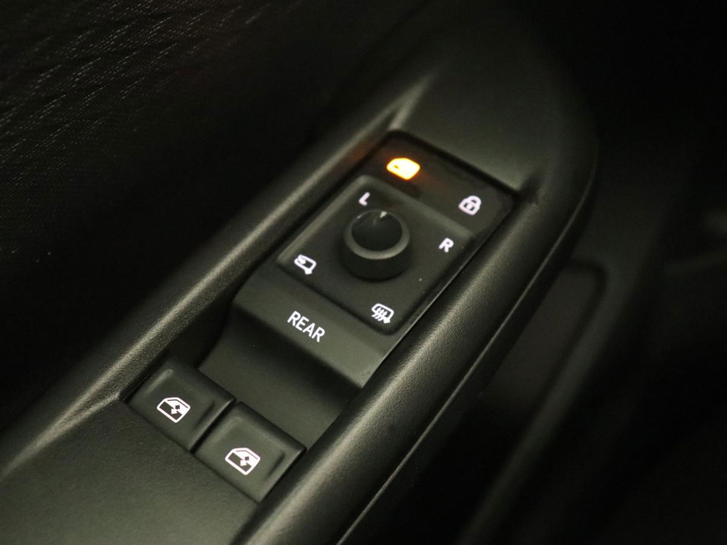 CUPRA Born Business 62 kWh | Stoel & stuurverwarming | Camera | Adaptive cruise | Carplay | Navigatie | Sportstoelen | Parkeerhulp
