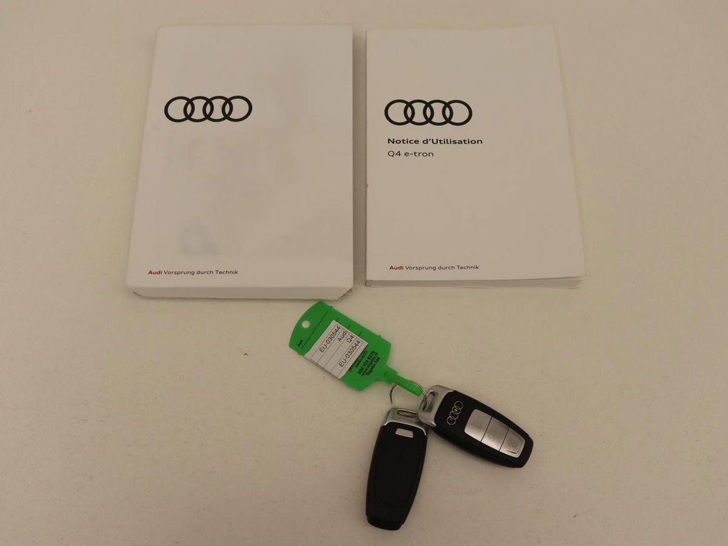 Audi Q4 Sportback e-tron 35 Edition 55 kWh | Camera | Carplay | DAB | Full LED | Parkeerhulp | Climate control | Cruise control | 19'' lichtmetalen velgen