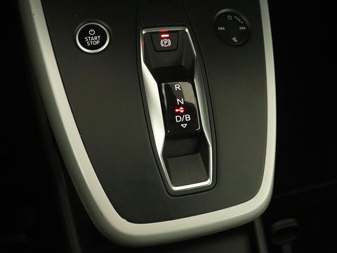 Audi Q4 Sportback e-tron 35 Edition 55 kWh | Camera | Carplay | DAB | Full LED | Parkeerhulp | Climate control | Cruise control | 19'' lichtmetalen velgen