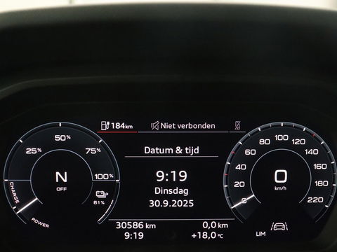 Audi Q4 Sportback e-tron 35 Edition 55 kWh | Camera | Carplay | DAB | Full LED | Parkeerhulp | Climate control | Cruise control | 19'' lichtmetalen velgen