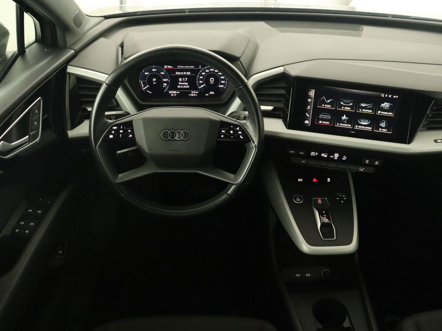 Audi Q4 Sportback e-tron 35 Edition 55 kWh | Camera | Carplay | DAB | Full LED | Parkeerhulp | Climate control | Cruise control | 19'' lichtmetalen velgen