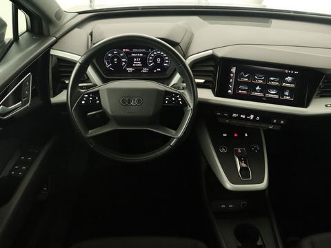 Audi Q4 Sportback e-tron 35 Edition 55 kWh | Camera | Carplay | DAB | Full LED | Parkeerhulp | Climate control | Cruise control | 19'' lichtmetalen velgen