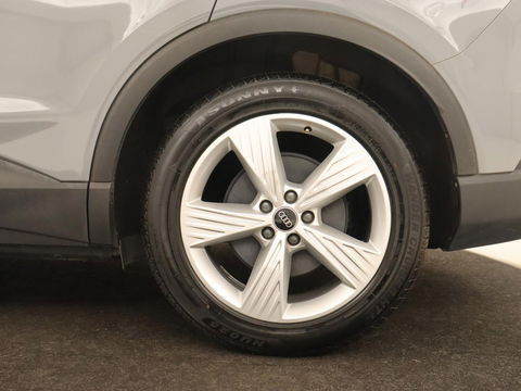 Audi Q4 Sportback e-tron 35 Edition 55 kWh | Camera | Carplay | DAB | Full LED | Parkeerhulp | Climate control | Cruise control | 19'' lichtmetalen velgen