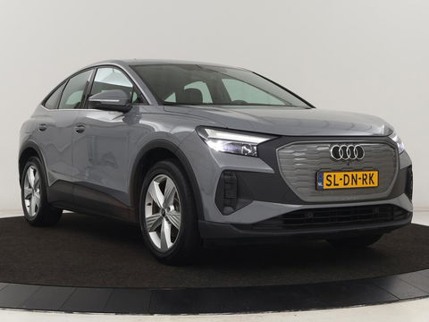 Audi Q4 Sportback e-tron 35 Edition 55 kWh | Camera | Carplay | DAB | Full LED | Parkeerhulp | Climate control | Cruise control | 19'' lichtmetalen velgen