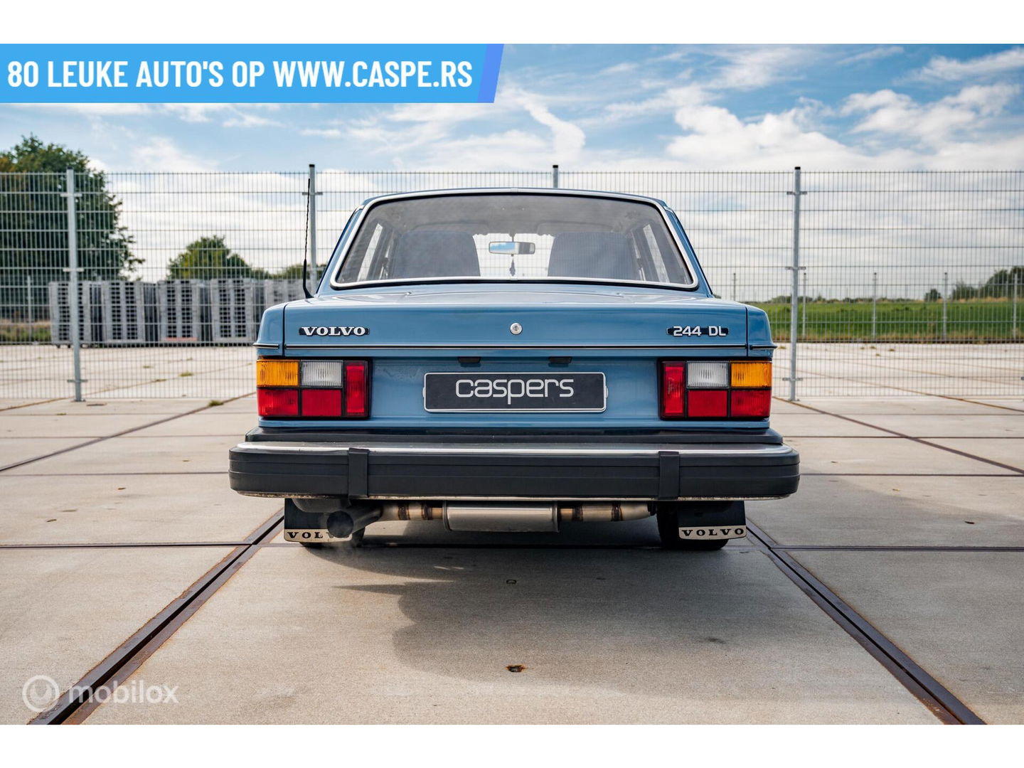 Volvo 244 restomod 2.3 Turbo | Scotia Blue | M90 bak