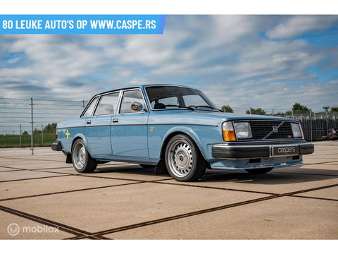 Volvo 244 restomod 2.3 Turbo | Scotia Blue | M90 bak