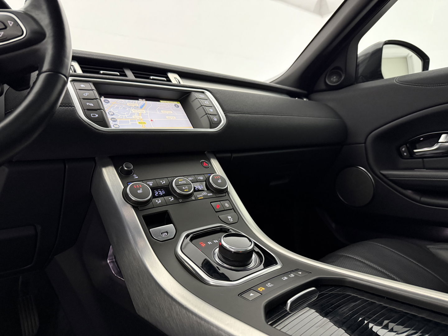 Land Rover Range Rover Evoque 2.0 TD4 HSE | Pano | Camera | Trekh. | Memory | Navigatie | LED | Stoelverw. | NAP