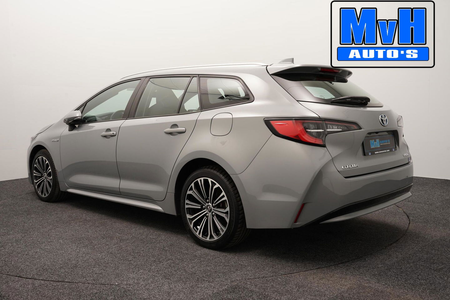 Toyota Corolla Touring Sports 1.8 Hybrid First Edition