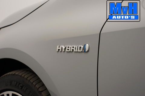 Toyota Corolla Touring Sports 1.8 Hybrid First Edition