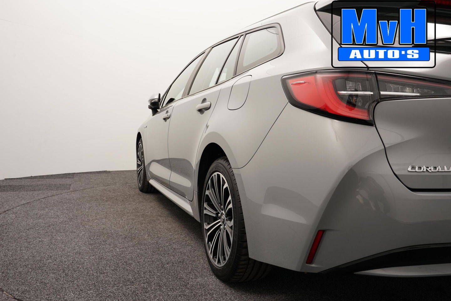 Toyota Corolla Touring Sports 1.8 Hybrid First Edition