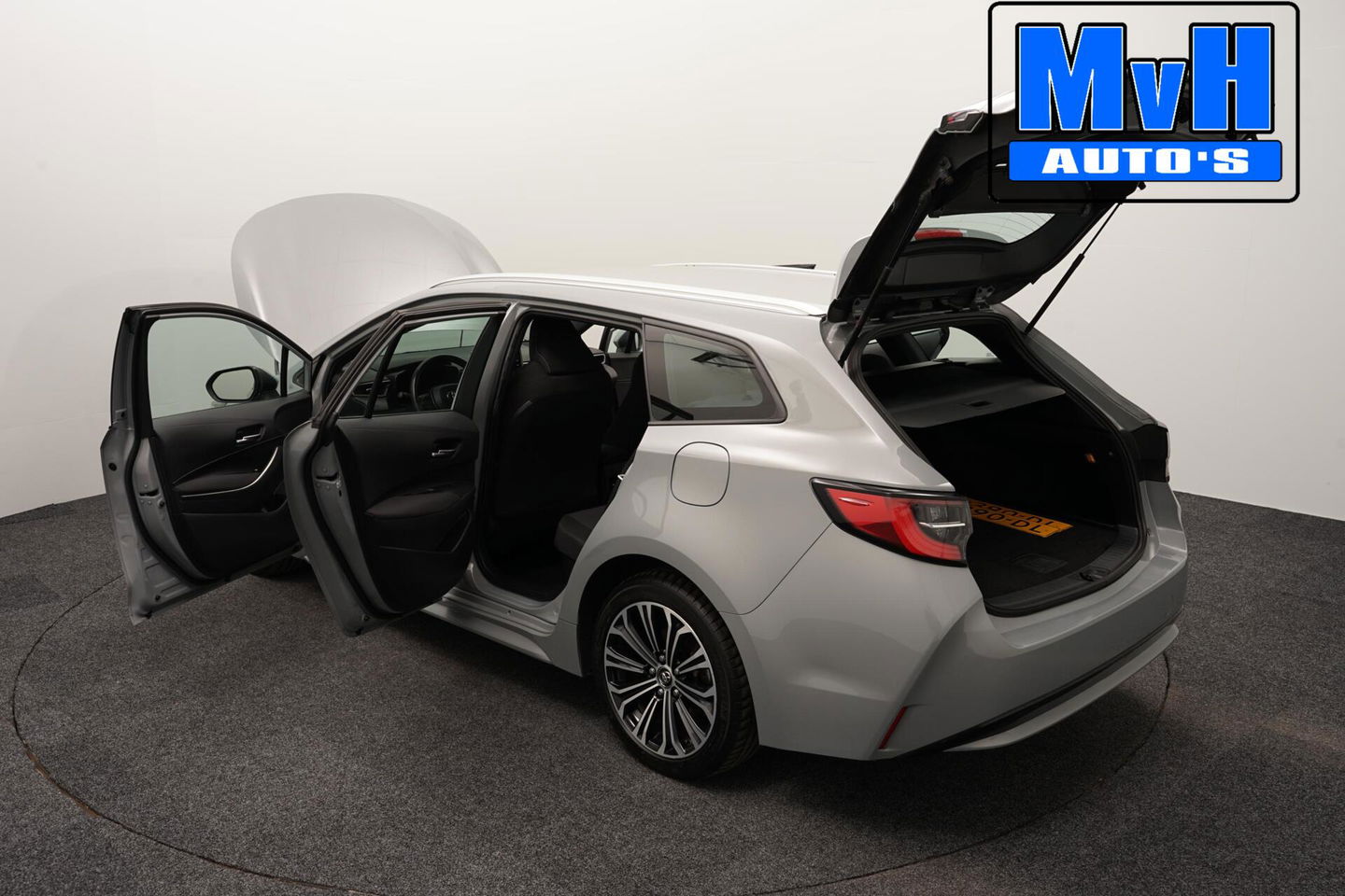 Toyota Corolla Touring Sports 1.8 Hybrid First Edition