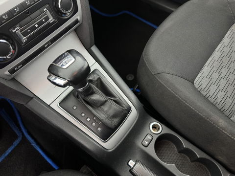 Škoda Octavia Combi 1.6 TDI Ambition Business Line Aut. *NAVI-FULLMAP | AIRCO | CRUISE | AMUNDSEN-AUDIO | PDC | COMFORT-SEATS | TOWBAR | 15''ALU*