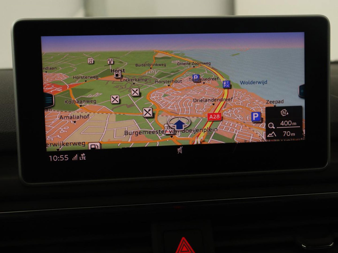 Audi A4 2.0 TFSI Sport S Line Edition | Panoramadak | Carplay | Virtual Cockpit | Sportstoelen | Half leder | Navigatie | Camera | Climate control | Parkeerhulp | Full LED