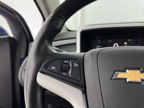 Chevrolet Volt 1.4 LTZ Aut. *PANO | LUXURY-LEATHER | HEATED-COMFORTSEATS | CRUISE | DIGI-COCKPIT | KEYLESS | ECC | 17"ALU*