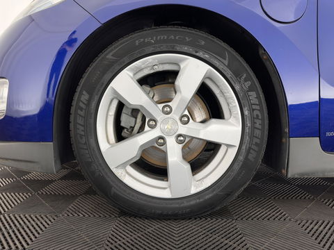 Chevrolet Volt 1.4 LTZ Aut. *PANO | LUXURY-LEATHER | HEATED-COMFORTSEATS | CRUISE | DIGI-COCKPIT | KEYLESS | ECC | 17"ALU*