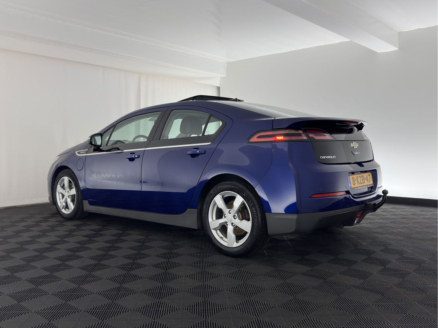 Chevrolet Volt 1.4 LTZ Aut. *PANO | LUXURY-LEATHER | HEATED-COMFORTSEATS | CRUISE | DIGI-COCKPIT | KEYLESS | ECC | 17"ALU*