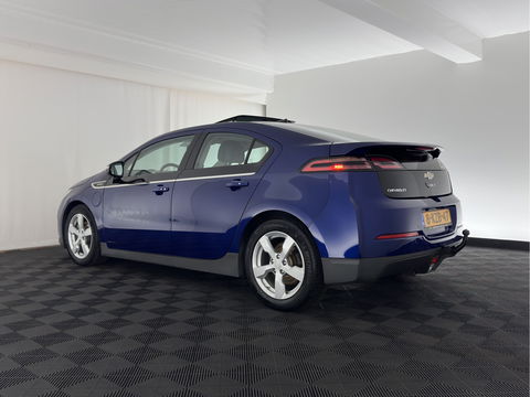 Chevrolet Volt 1.4 LTZ Aut. *PANO | LUXURY-LEATHER | HEATED-COMFORTSEATS | CRUISE | DIGI-COCKPIT | KEYLESS | ECC | 17"ALU*