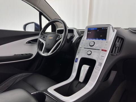 Chevrolet Volt 1.4 LTZ Aut. *PANO | LUXURY-LEATHER | HEATED-COMFORTSEATS | CRUISE | DIGI-COCKPIT | KEYLESS | ECC | 17"ALU*