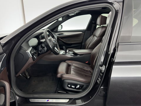BMW 5 Serie 520i High Executive Edition M-Sportpack Aut. *PANO | LUXURY-LEATHER | FULL-LED | HARMAN/KARDON | MEMORY-PACK | DIGI-COCKPIT | NAVI-FULLMAP | HEATED-SPORTSEATS | DAB+ | AMBIENT-LIGHT | ECC | PDC | CRUISE | 19''ALU*