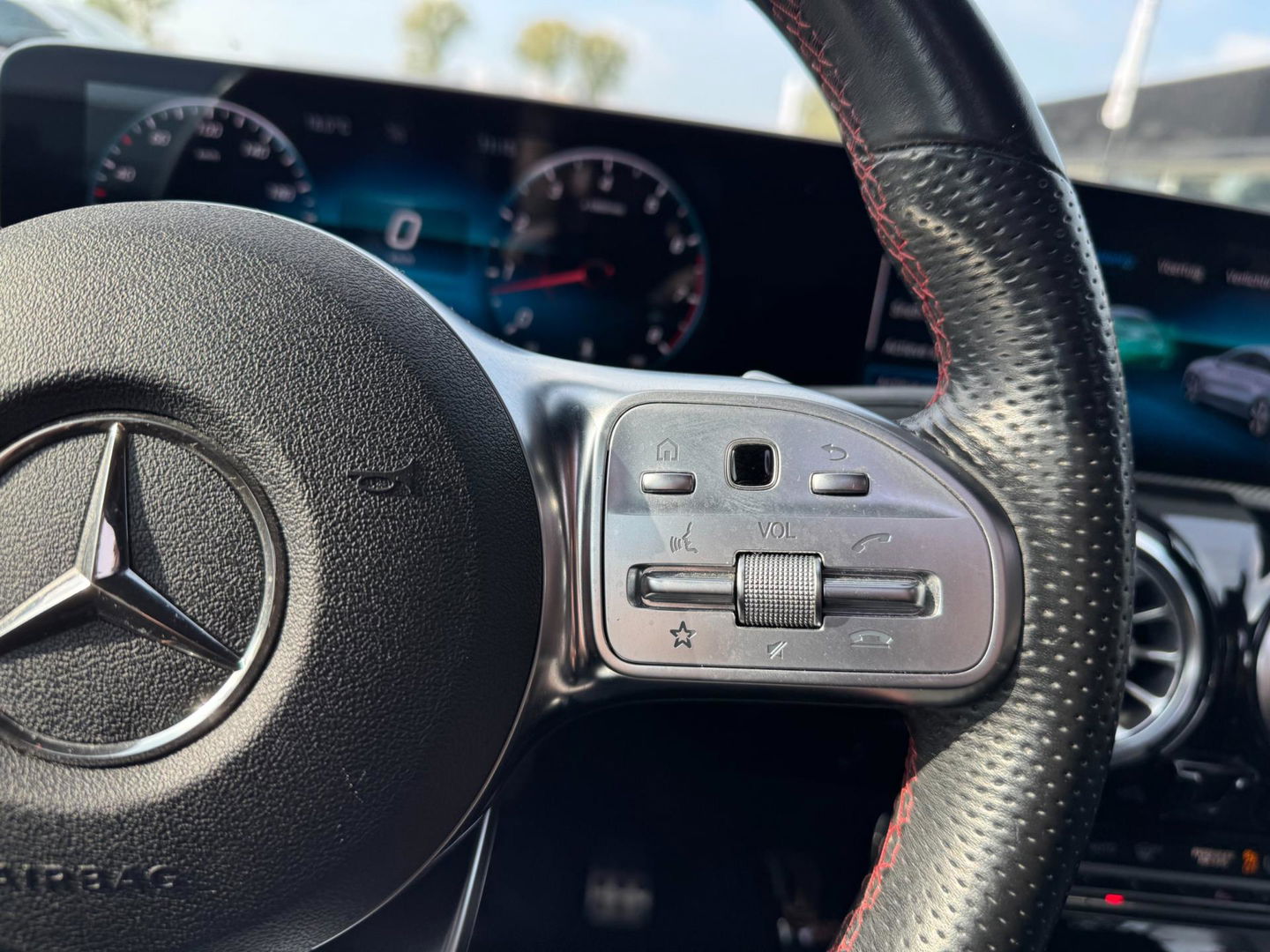Mercedes-Benz CLA-Klasse 250 Pano 360 camera Sfeerverlichting Memory