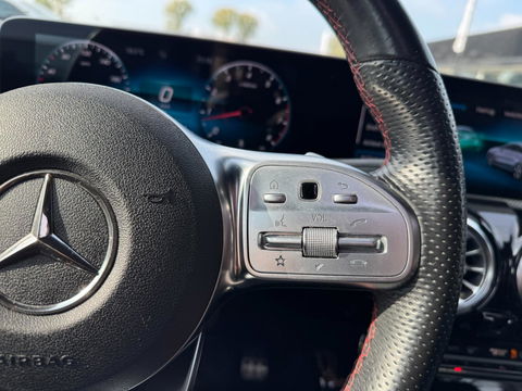 Mercedes-Benz CLA-Klasse 250 Pano 360 camera Sfeerverlichting Memory