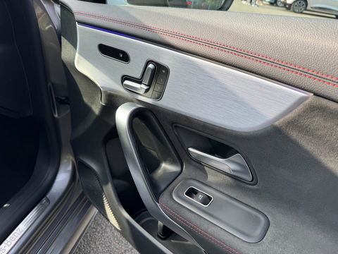 Mercedes-Benz CLA-Klasse 250 Pano 360 camera Sfeerverlichting Memory