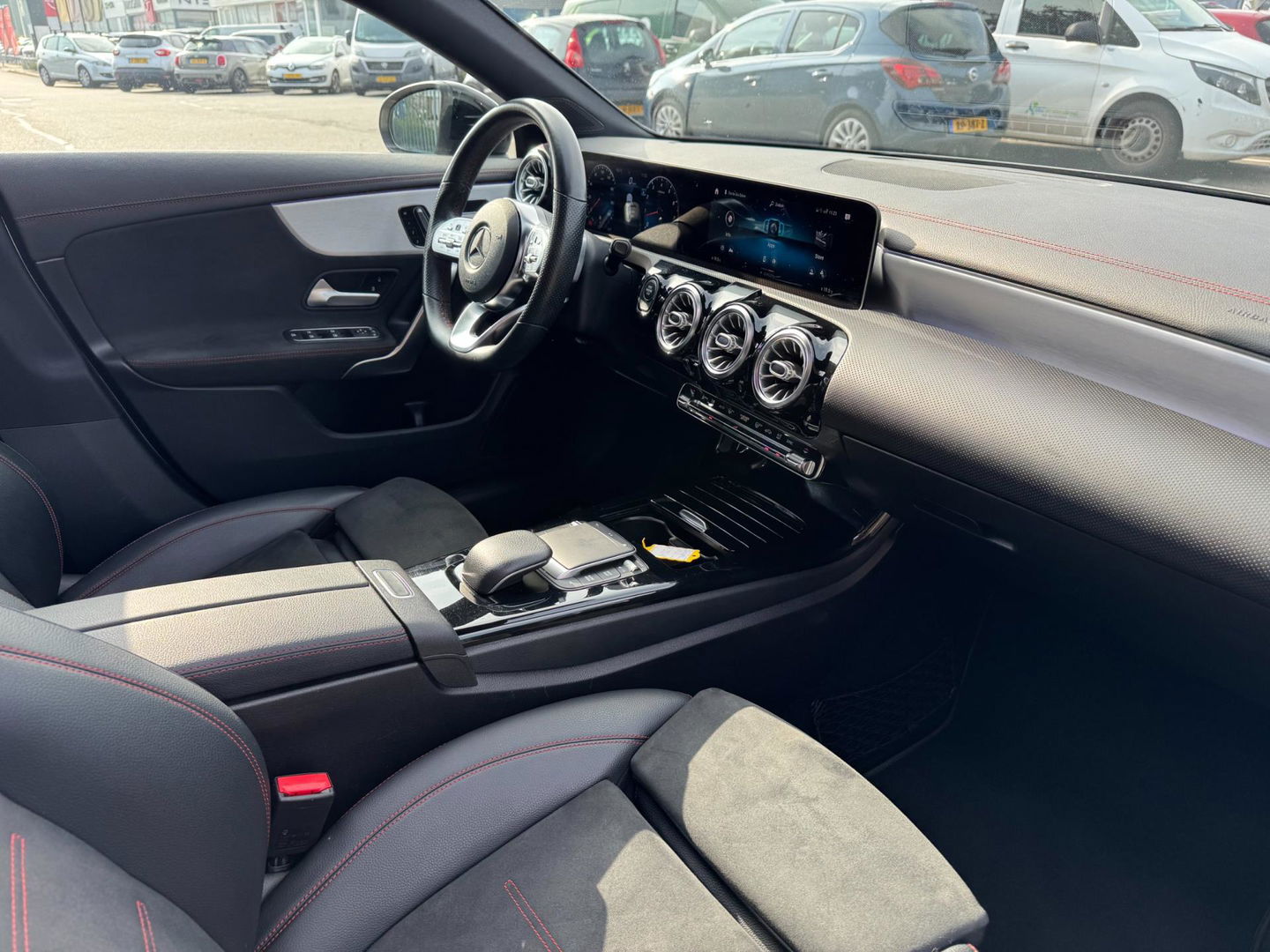 Mercedes-Benz CLA-Klasse 250 Pano 360 camera Sfeerverlichting Memory