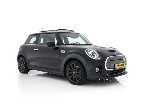MINI Mini Electric Yours 33 kWh [ 3-Fase ] {SOH-100%} (INCL-BTW) Aut. *PANO | LUXURY-LEATHER | HARMAN/KARDON-AUDIO | MATRIX-LED | KEYLESS | CAMERA | NAVI-FULLMAP | DIGI-COCKPIT | DAB | HEAD-UP | HEATED-SPORTSEATS | AMBIENT-LIGHT | CCS-FASTLOADER