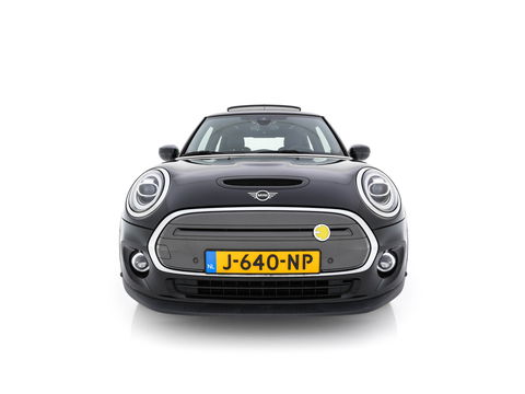MINI Mini Electric Yours 33 kWh [ 3-Fase ] {SOH-100%} (INCL-BTW) Aut. *PANO | LUXURY-LEATHER | HARMAN/KARDON-AUDIO | MATRIX-LED | KEYLESS | CAMERA | NAVI-FULLMAP | DIGI-COCKPIT | DAB | HEAD-UP | HEATED-SPORTSEATS | AMBIENT-LIGHT | CCS-FASTLOADER