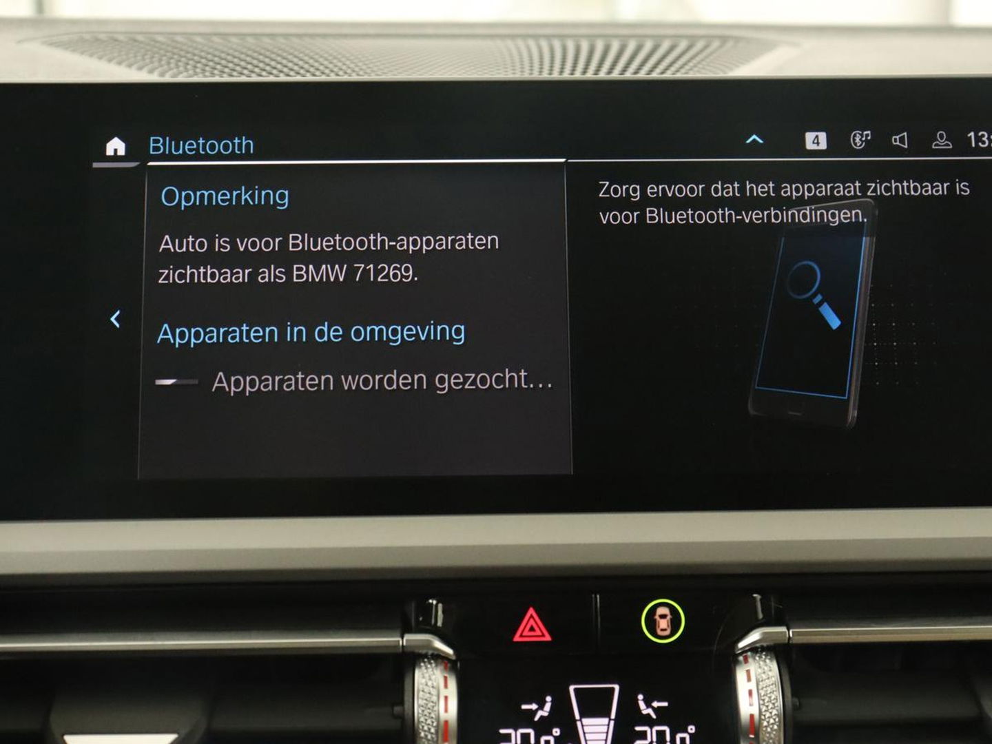 BMW 3-serie 330e Advantage | Leder | Harman/Kardon | Carplay | Live Cockpit | DAB | Camera | Park Assist | Navigatie | Full LED | PHEV | Plug In