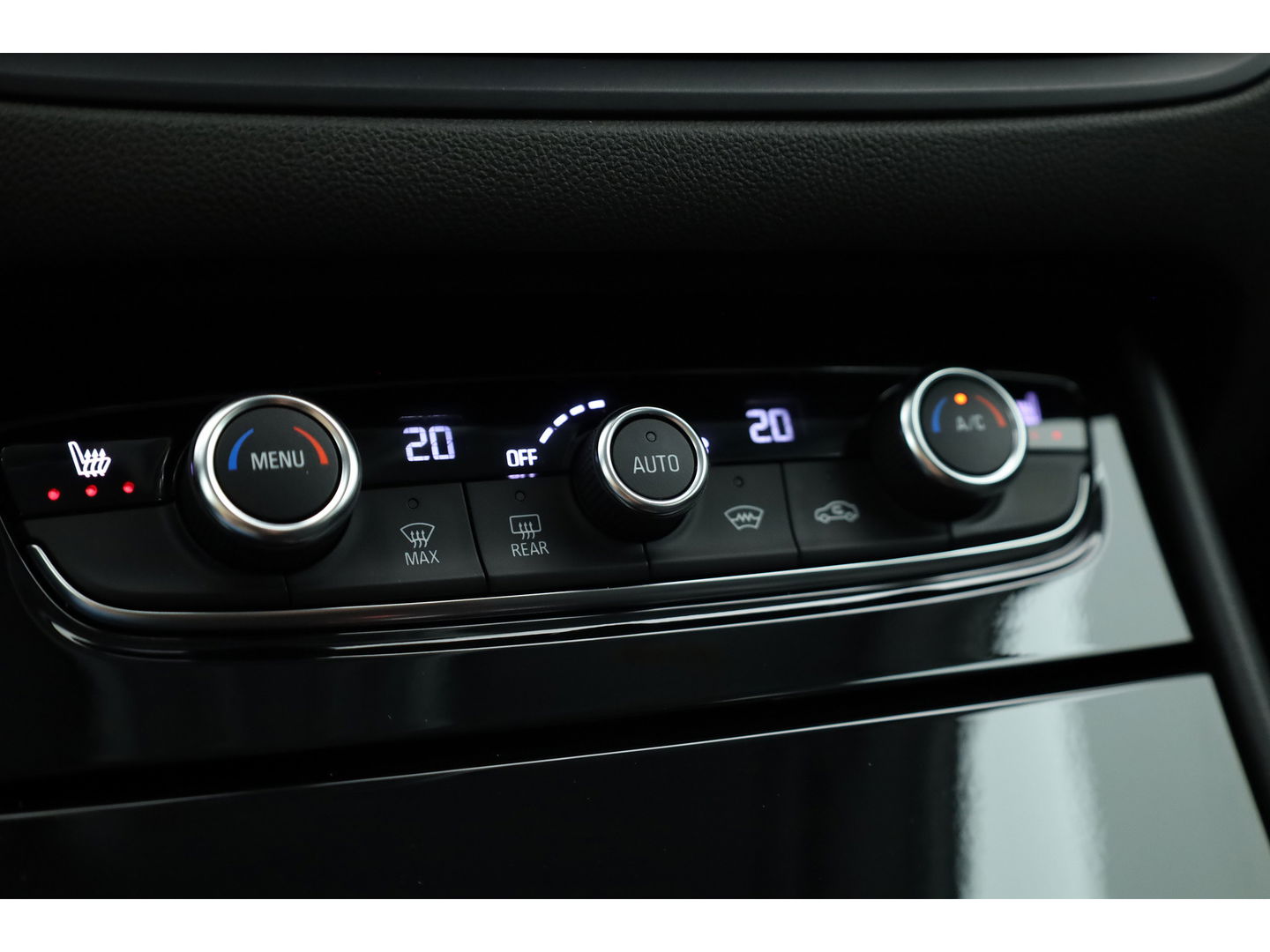 Opel Grandland 1.2 Turbo Ultimate | Adapt. Cruise | Stoel- Stuurverw. | Camera | Keyless | Elek. Achterklep | Navi