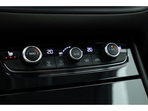 Opel Grandland 1.2 Turbo Ultimate | Adapt. Cruise | Stoel- Stuurverw. | Camera | Keyless | Elek. Achterklep | Navi
