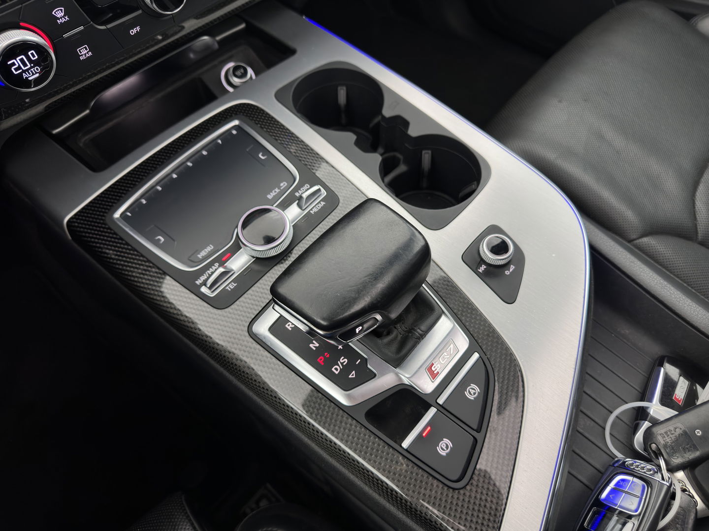 Audi SQ7 4.0 TDI quattro Pro Line + Aut. *PANO | ADAPTIVE-CRUISE | LUXURY-LEATHER | FULL-LED | DIGI-COCKPIT | BOSE-SOUND | KEYLESS | CAMERA | NAVI-FULLMAP | COMFORT-SEATS | ECC | PDC | 22''ALU*